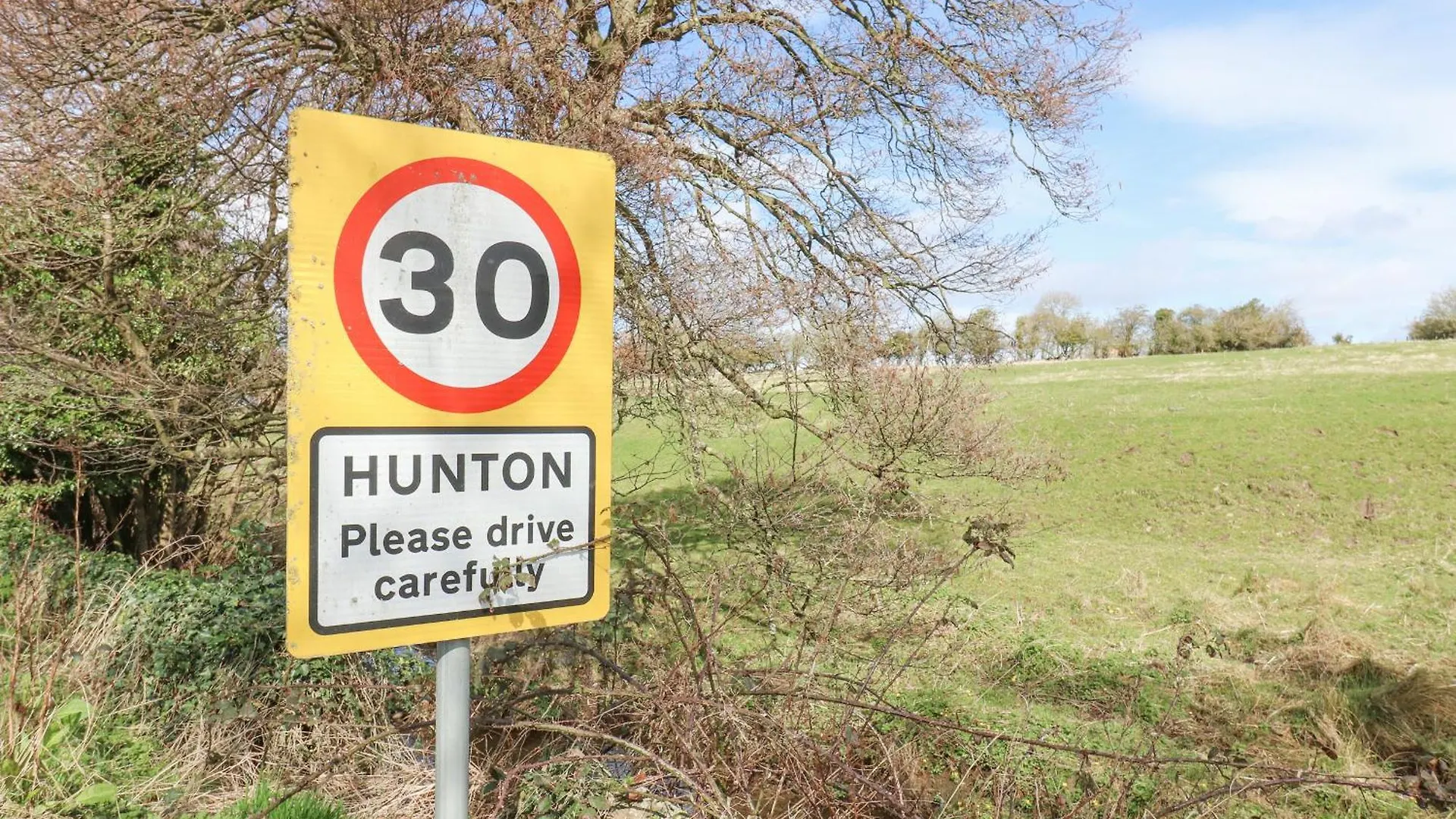 בית נופש Hunton  1 Countryman Inn Cottages