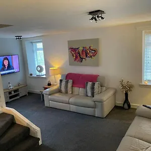 Rural Chapel Near Airport Bar & Hot Tub Holiday home Aberdeen